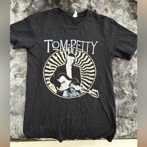 🎸 Tom Petty Tee